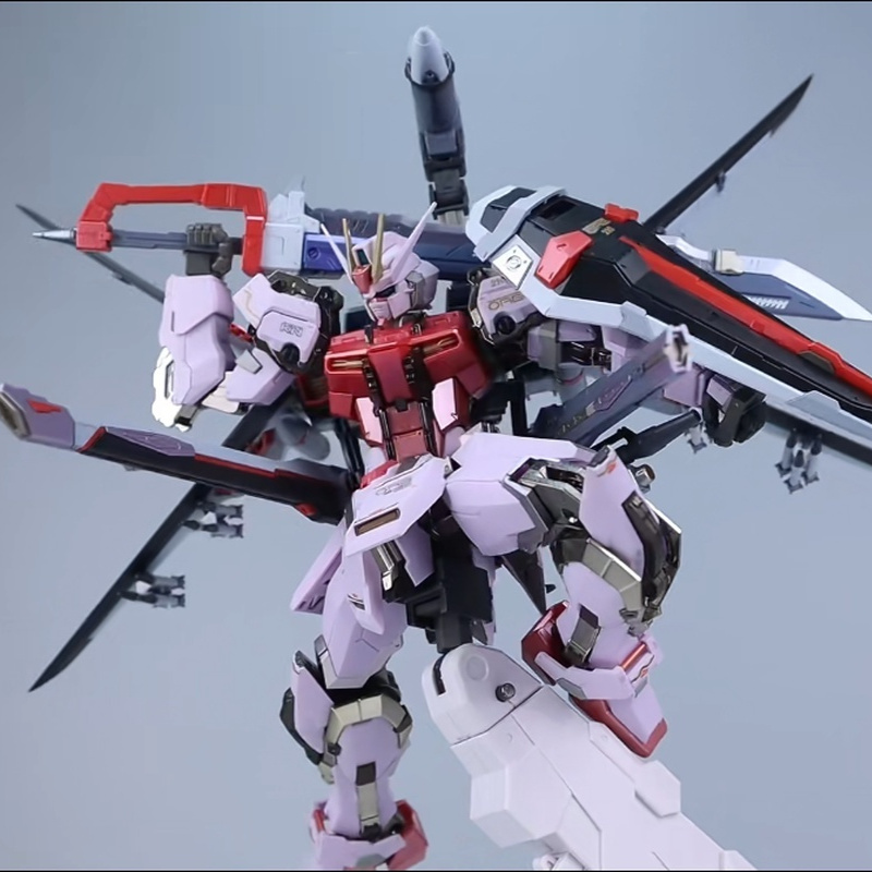 Model Kit Gundam Mg - В наличии: 8835 Strike Rouge MG